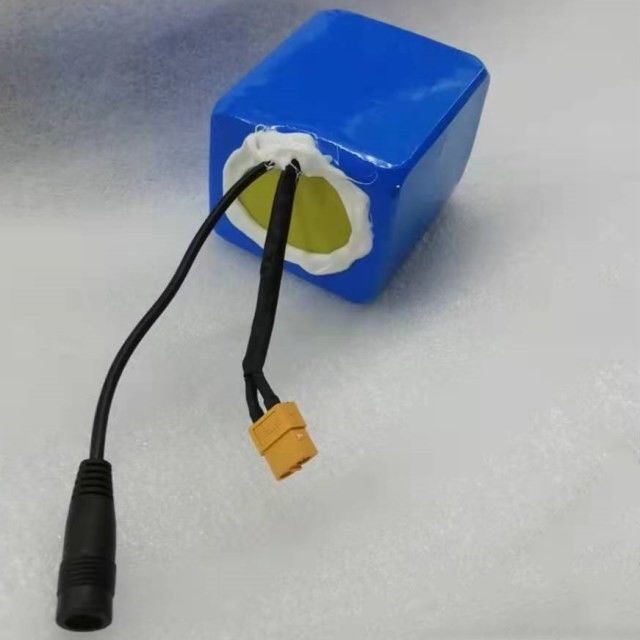 12 Volt 10ah lithiumbatterijpakket 18650 3cellen in serie met XT60-ontlading