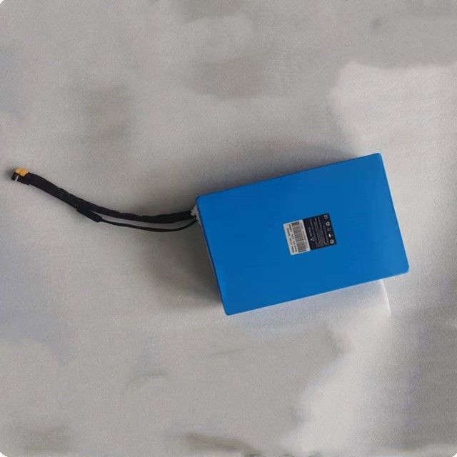Aanpassen 18650 lithiumbatterijpakket 13S10P 48v 30ah Batterijpakketten voor elektrische fietsen