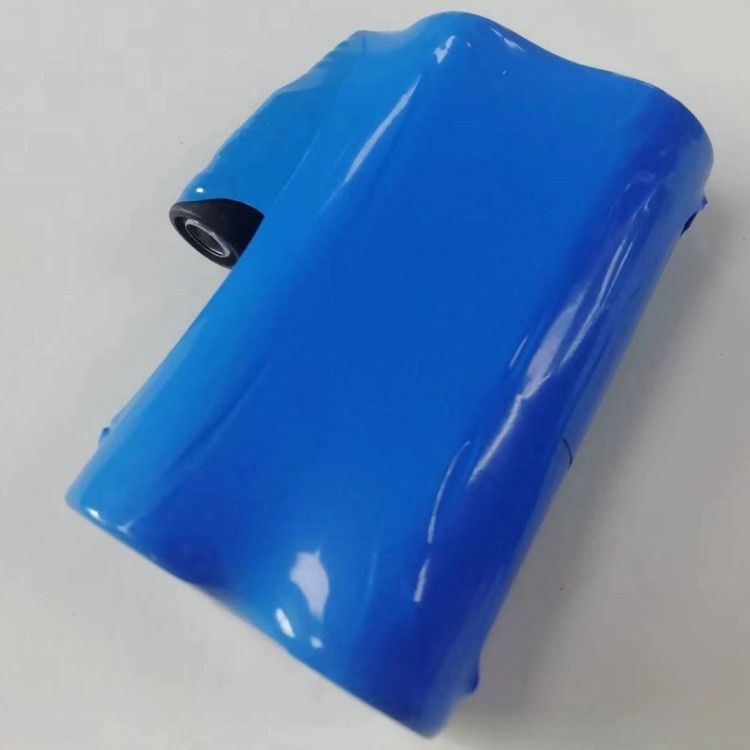 Op maat gemaakte Li-ion batterij 7,4 V 5000mah 21700 2 cellen in serie met Dc5521 connector