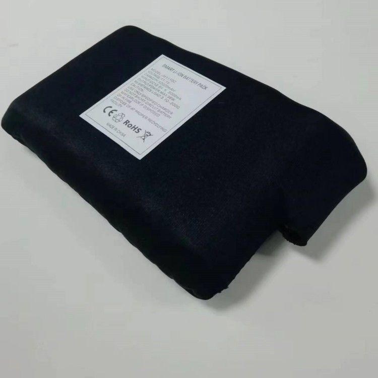 Kleding met winterverwarming Batterij 7.4V 12V 10000mAh DC oplaadkop Zwart