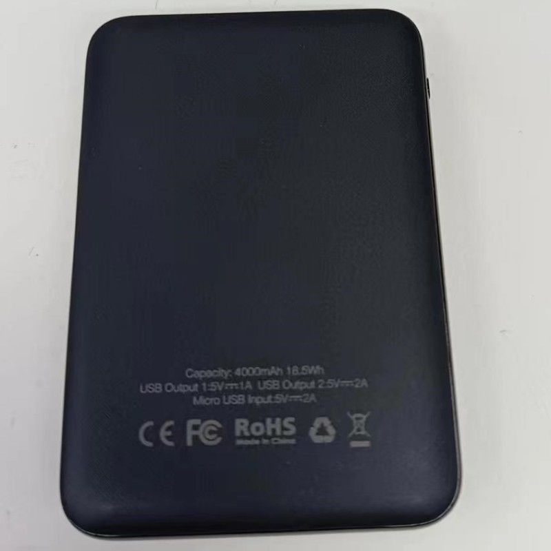 Mini Snellere Powerbank 4000mAh 5V 2A Superslanke batterij-powerbank in palmformaat