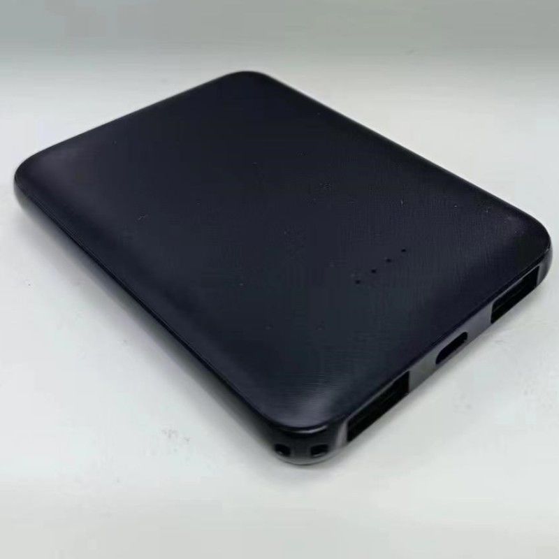 Mini Snellere Powerbank 4000mAh 5V 2A Superslanke batterij-powerbank in palmformaat