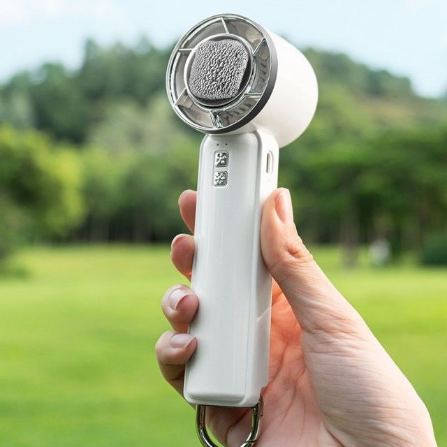 Kleine halfgeleiderkoelventilator Vijfniveaus Sterke wind IJskoudventilator Bladeless Mini Handheld Ventilator met ijskoeler